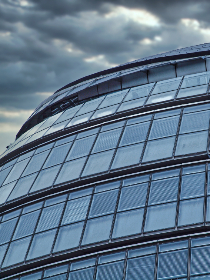 百利宫赌场多元游戏策略与贵宾服务探索之路